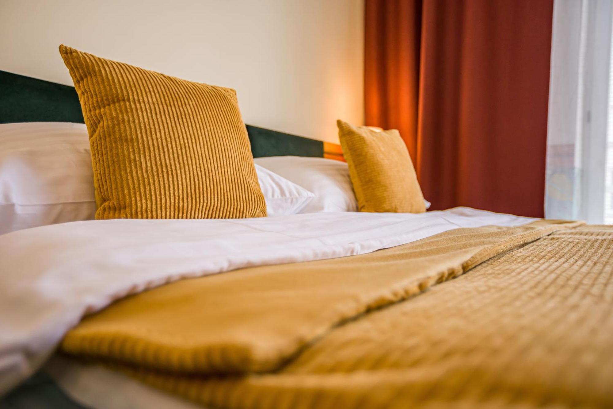 Hotel Arcus Garden 브라티슬라바 외부 사진